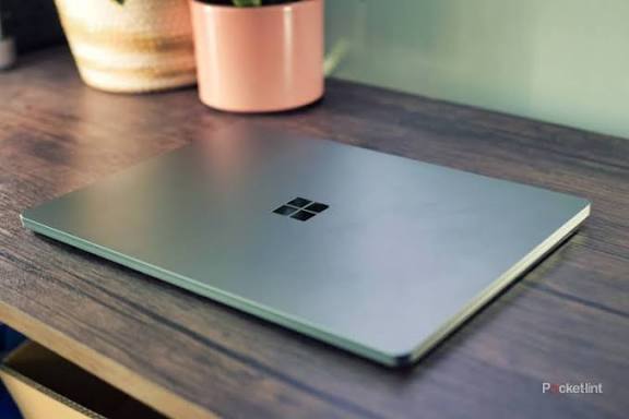 Microsoft Surface Laptop 5
